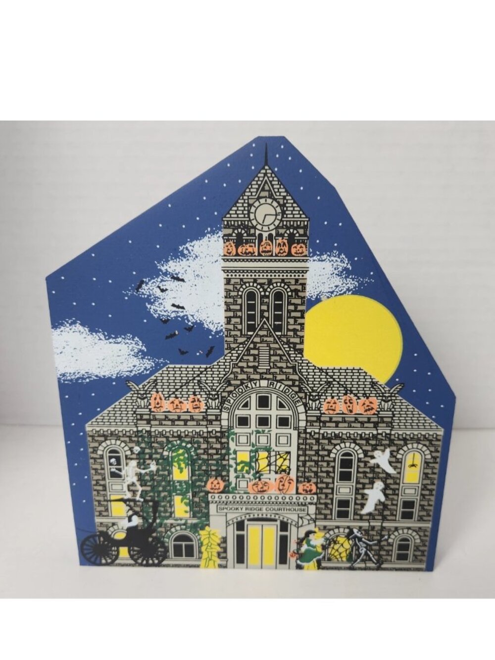Cat’s Meow Spooky Ridge Courthouse Halloween Shelf Sitter Village Decor